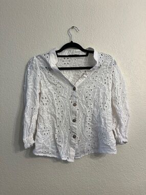SHEIN White Eyelet Button-Front Shirt with Wooden Buttons
